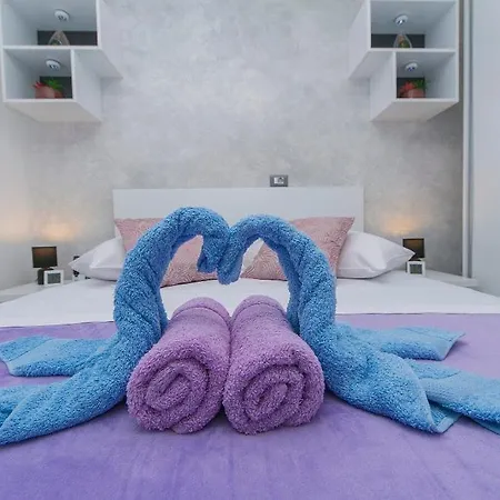 13 Luxury Apartment