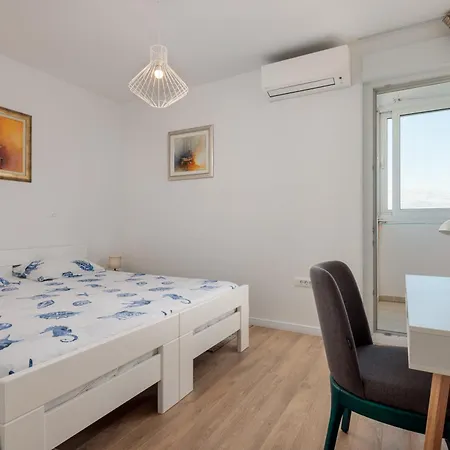 Luxury Near The Apartment *