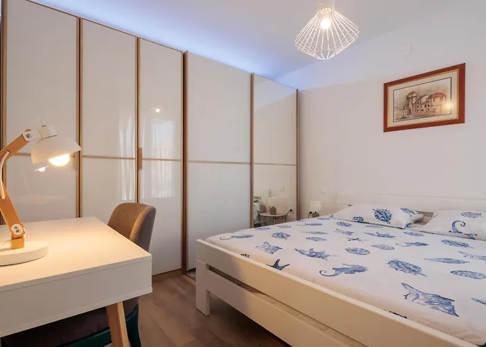 Apartment Luxury Near The